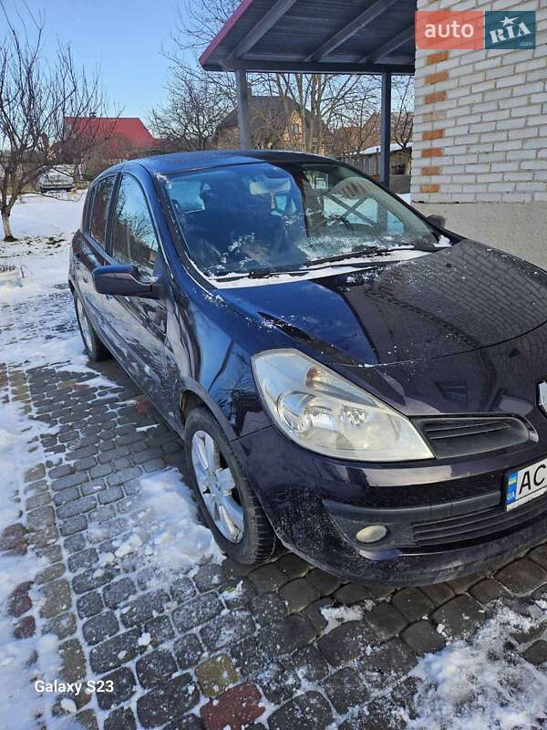 Хэтчбек Renault Clio 2008 в Луцке