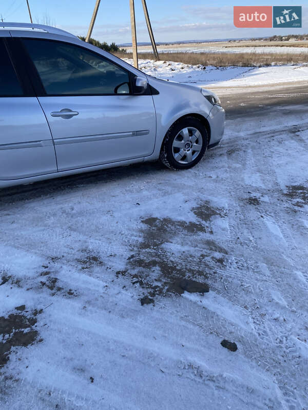 Универсал Renault Clio 2010 в Дубно фото 7 Универсал Renault Clio 2010 в Дубно