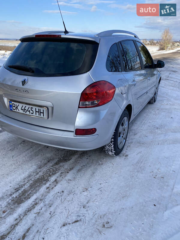 Универсал Renault Clio 2010 в Дубно фото 42 Универсал Renault Clio 2010 в Дубно