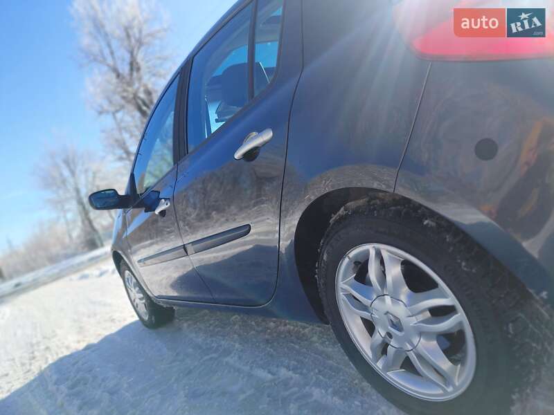 Хэтчбек Renault Clio 2007 в Полтаве фото 6 Хэтчбек Renault Clio 2007 в Полтаве