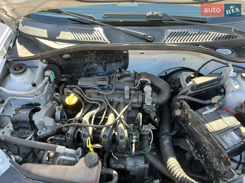 Хэтчбек Renault Clio 2007 в Львове