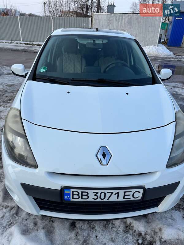 Хетчбек Renault Clio 2011 в Борисполі фото 28 Хетчбек Renault Clio 2011 в Борисполі