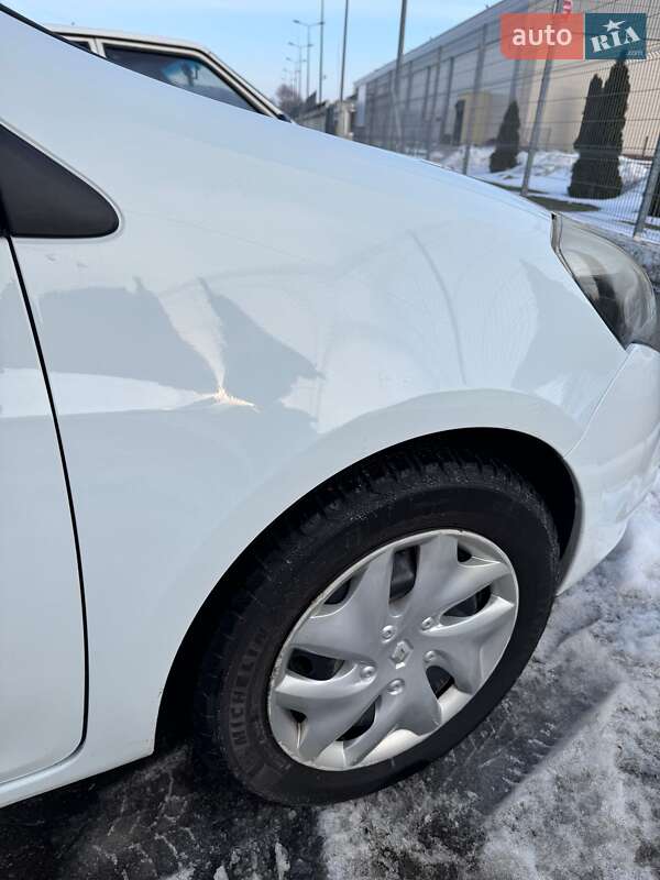Хетчбек Renault Clio 2011 в Борисполі фото 30 Хетчбек Renault Clio 2011 в Борисполі