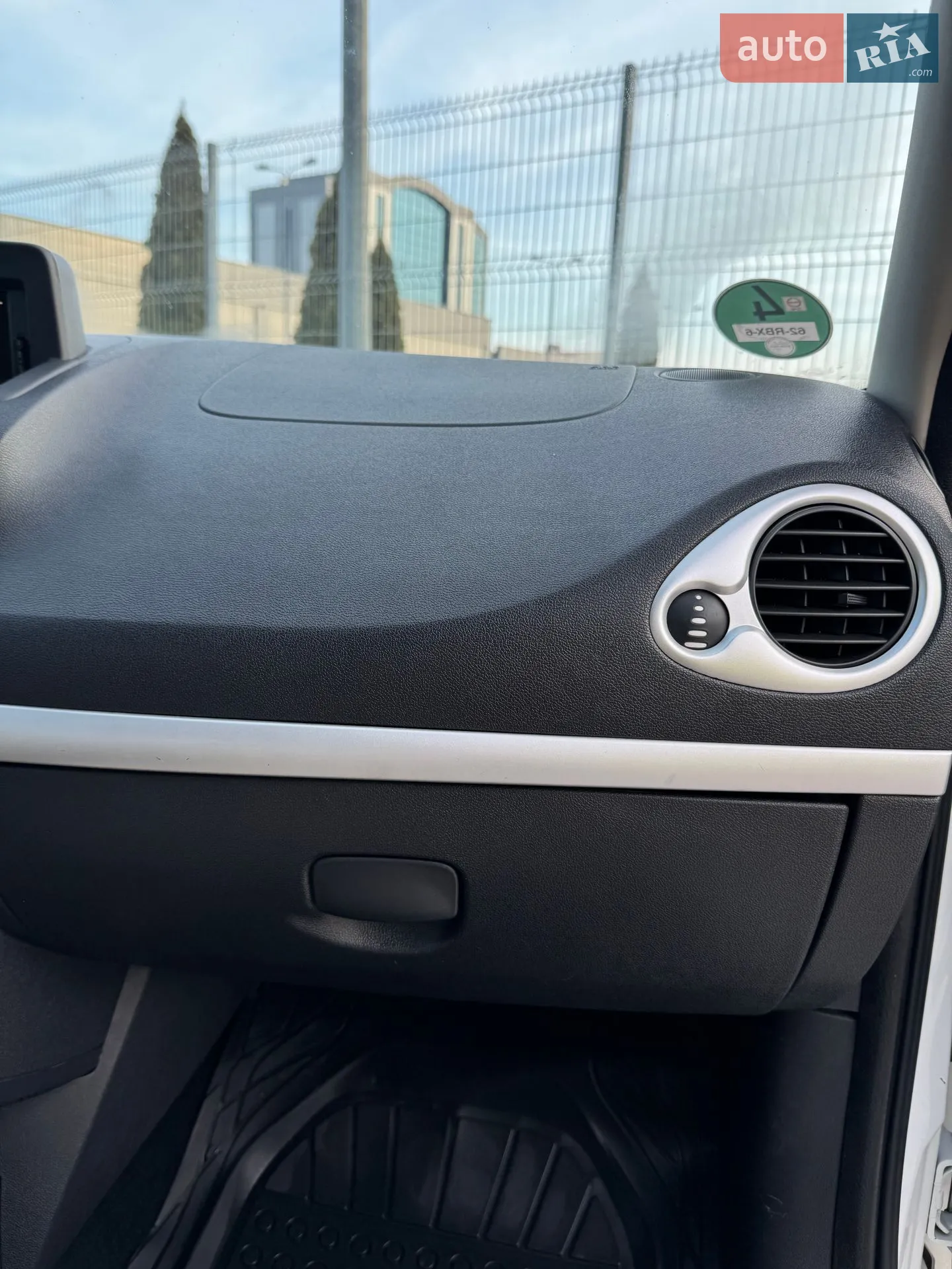 2011 Renault Clio - мініатюра 51