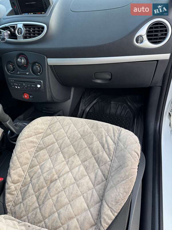 Хетчбек Renault Clio 2011 в Борисполі фото 52 Хетчбек Renault Clio 2011 в Борисполі