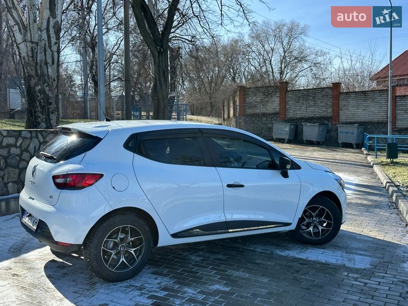 Хэтчбек Renault Clio 2014 в Запорожье