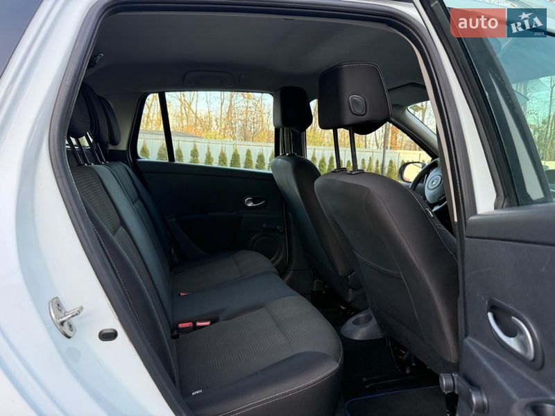 Універсал Renault Clio 2010 в Луцьку