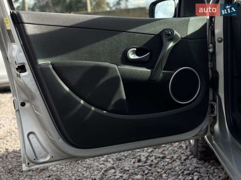 Універсал Renault Clio 2008 в Вінниці