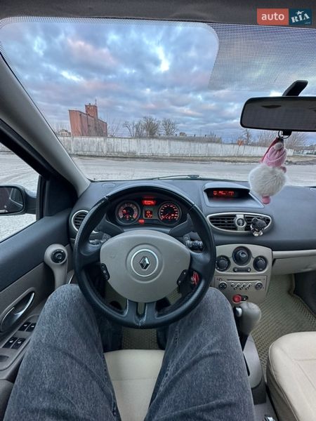 Хетчбек Renault Clio 2007 в Помічній фото 28 Хетчбек Renault Clio 2007 в Помічній