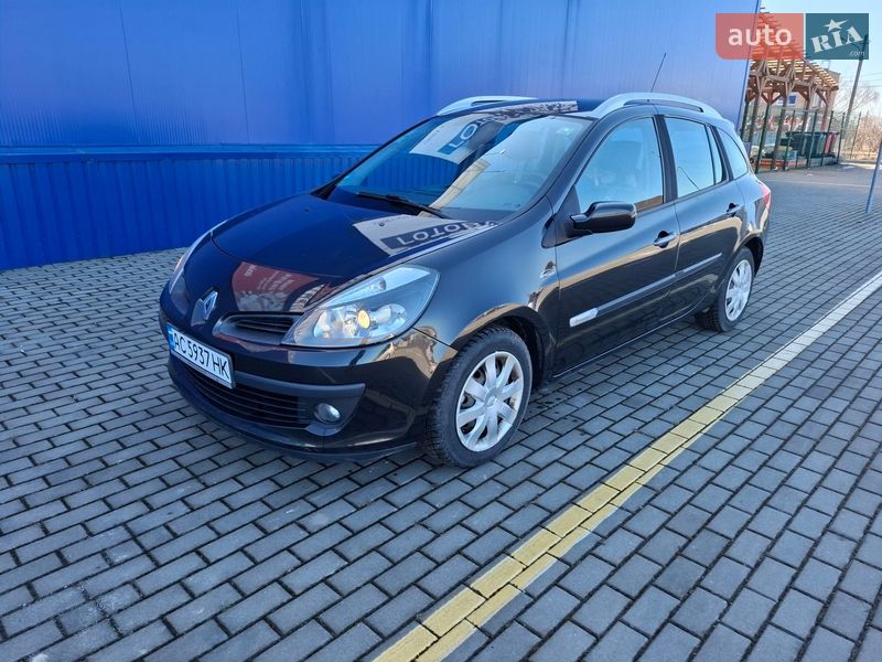 Универсал Renault Clio 2009 в Нововолынске