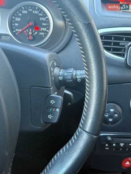 Универсал Renault Clio 2009 в Львове