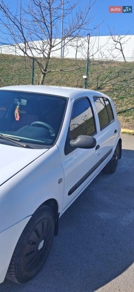 Хетчбек Renault Clio 2005 в Ужгороді