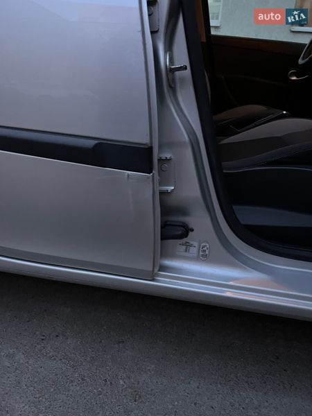 Универсал Renault Clio 2011 в Львове