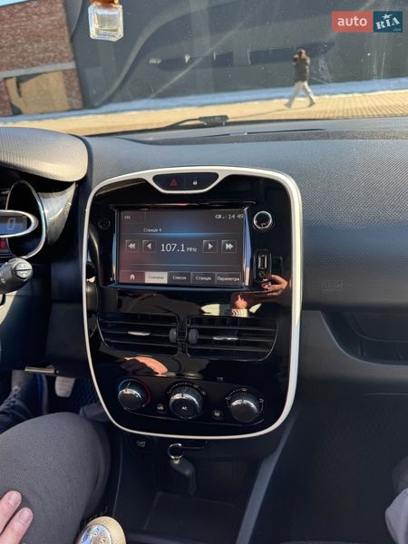Хэтчбек Renault Clio 2014 в Хмельницком