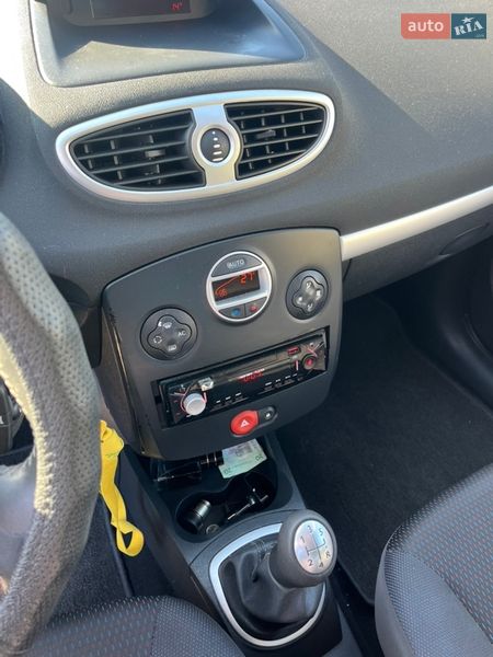 Хэтчбек Renault Clio 2008 в Богородчанах фото 6 Хэтчбек Renault Clio 2008 в Богородчанах