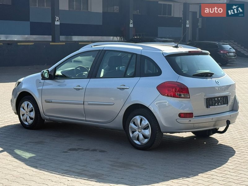 Универсал Renault Clio 2012 в Ровно