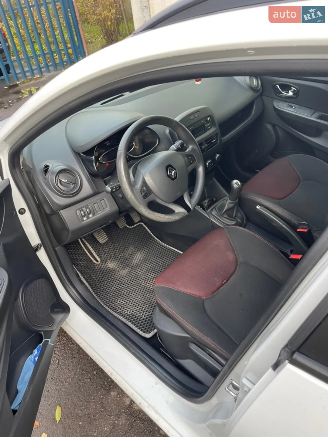2014 Renault Clio - мініатюра 10