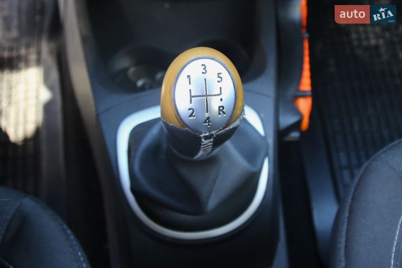 Универсал Renault Clio 2010 в Харькове