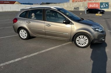Универсал Renault Clio 2010 в Львове
