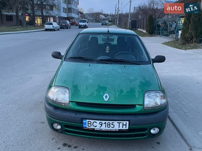 Хэтчбек Renault Clio 2000 в Львове