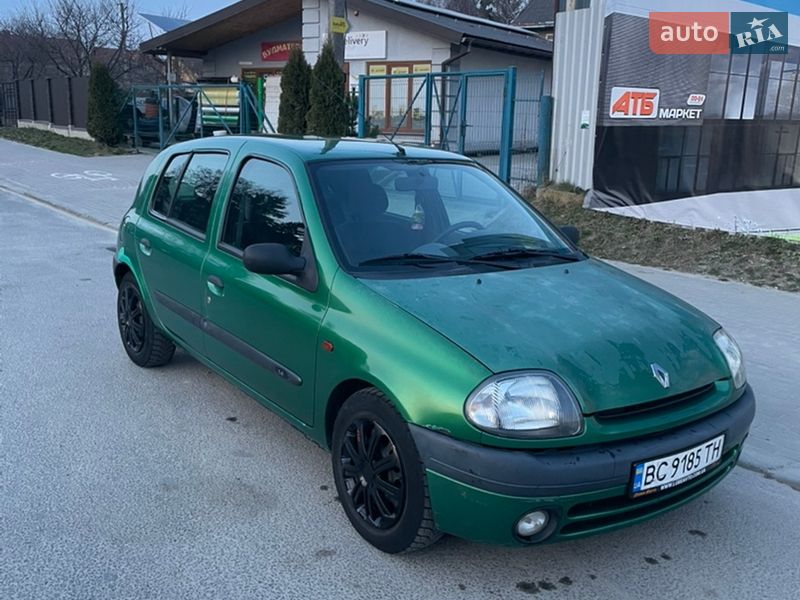 Хэтчбек Renault Clio 2000 в Львове