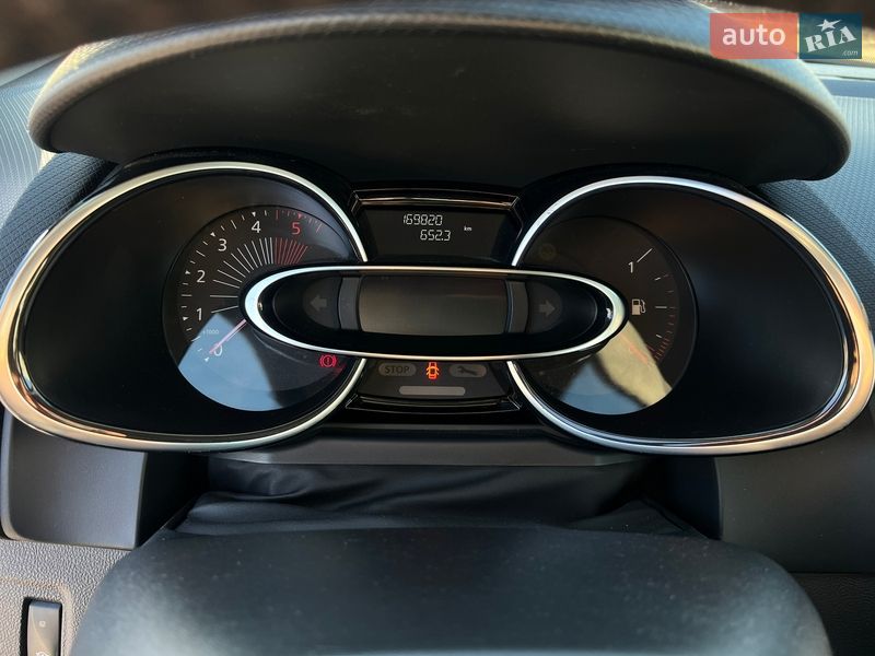 Хэтчбек Renault Clio 2016 в Коростене
