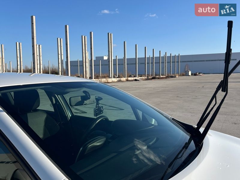 Хэтчбек Renault Clio 2016 в Коростене