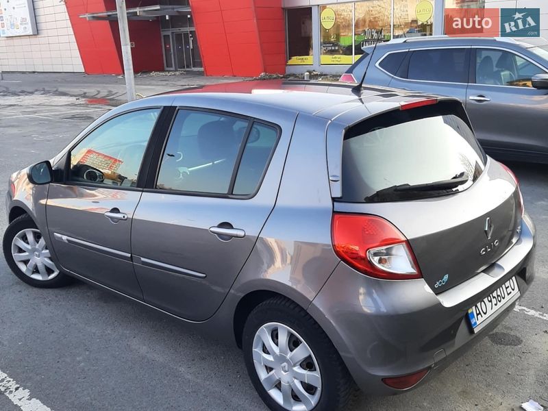 Хэтчбек Renault Clio 2011 в Берегово фото 5 Хэтчбек Renault Clio 2011 в Берегово