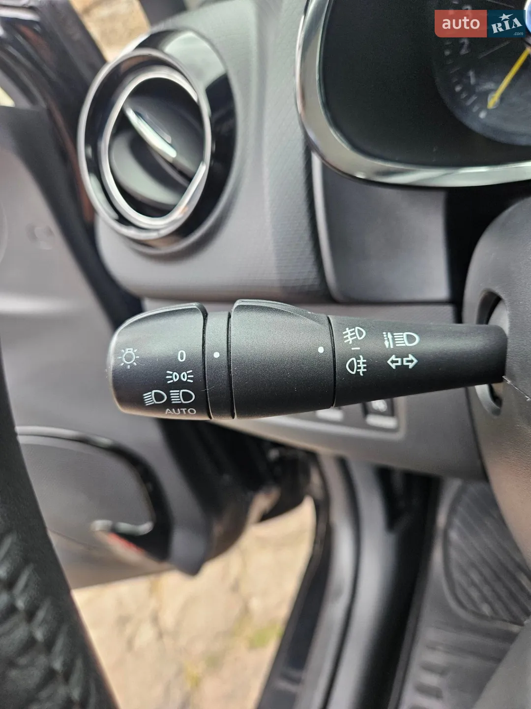 2013 Renault Clio - мініатюра 11