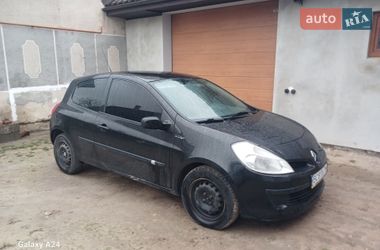 Хэтчбек Renault Clio 2007 в Львове