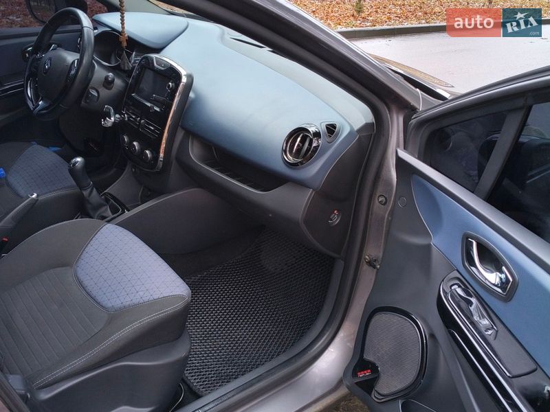Универсал Renault Clio 2013 в Сумах
