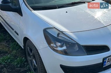Хэтчбек Renault Clio 2007 в Виннице
