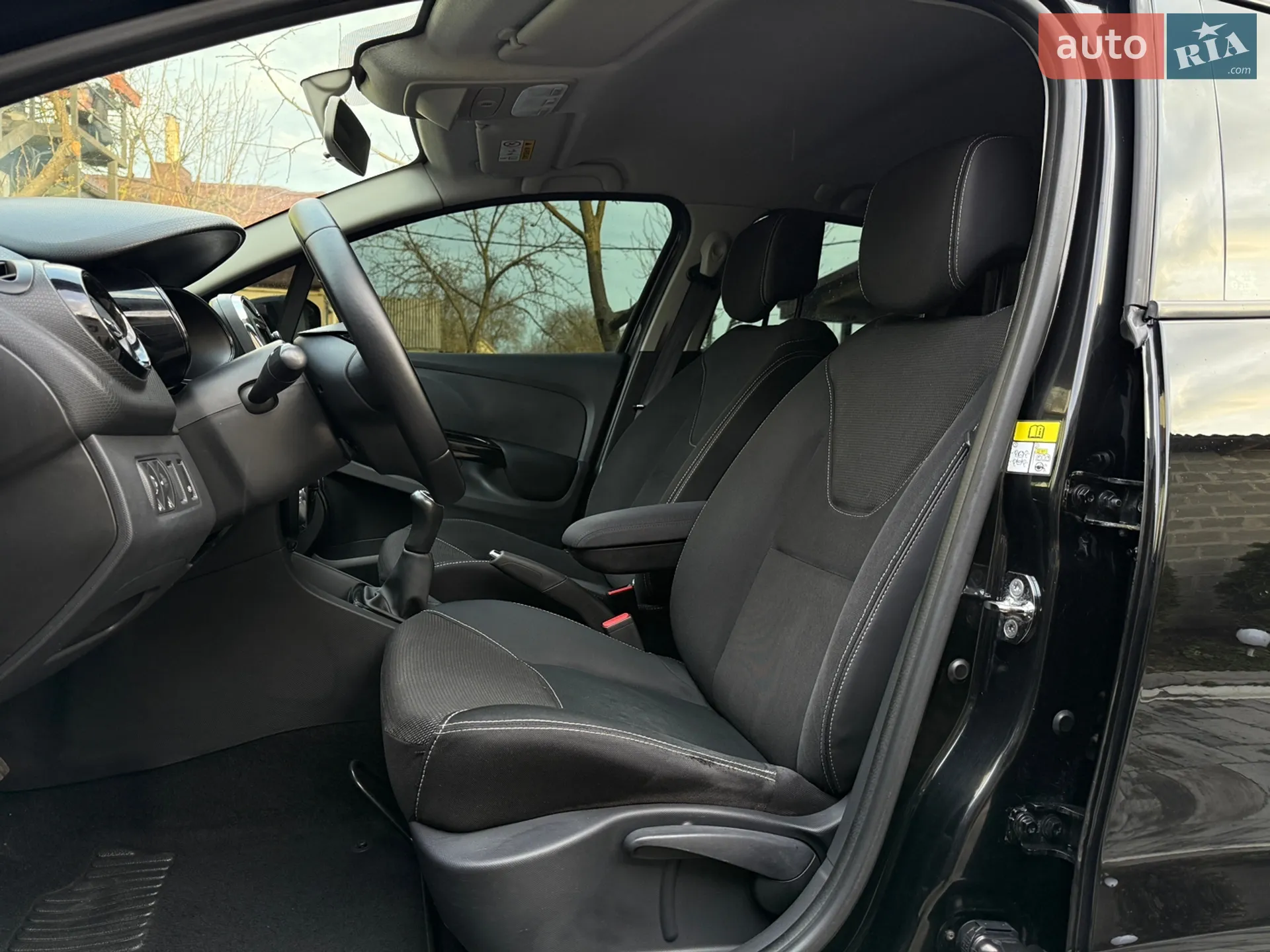 2014 Renault Clio - мініатюра 24