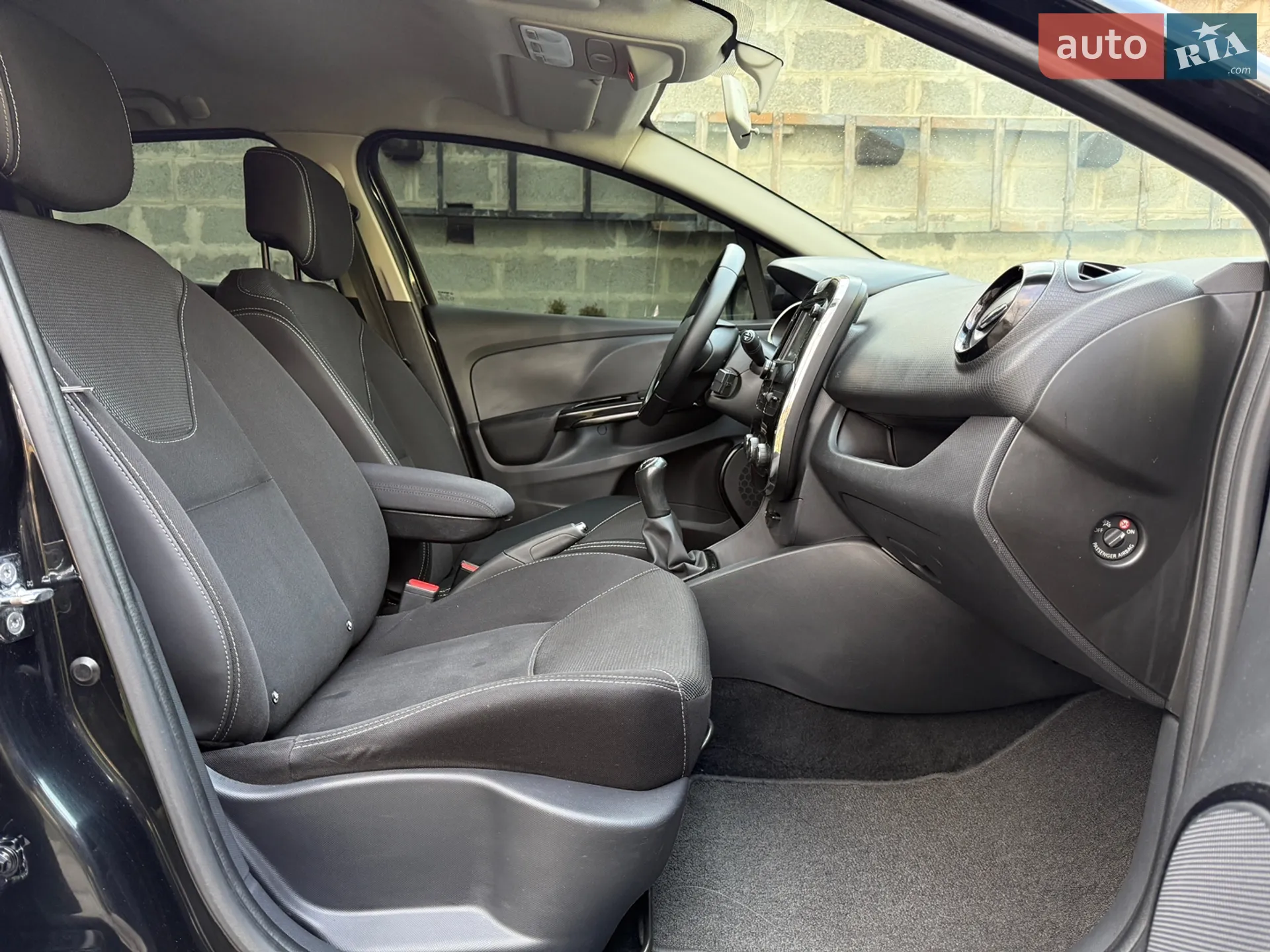 2014 Renault Clio - мініатюра 29
