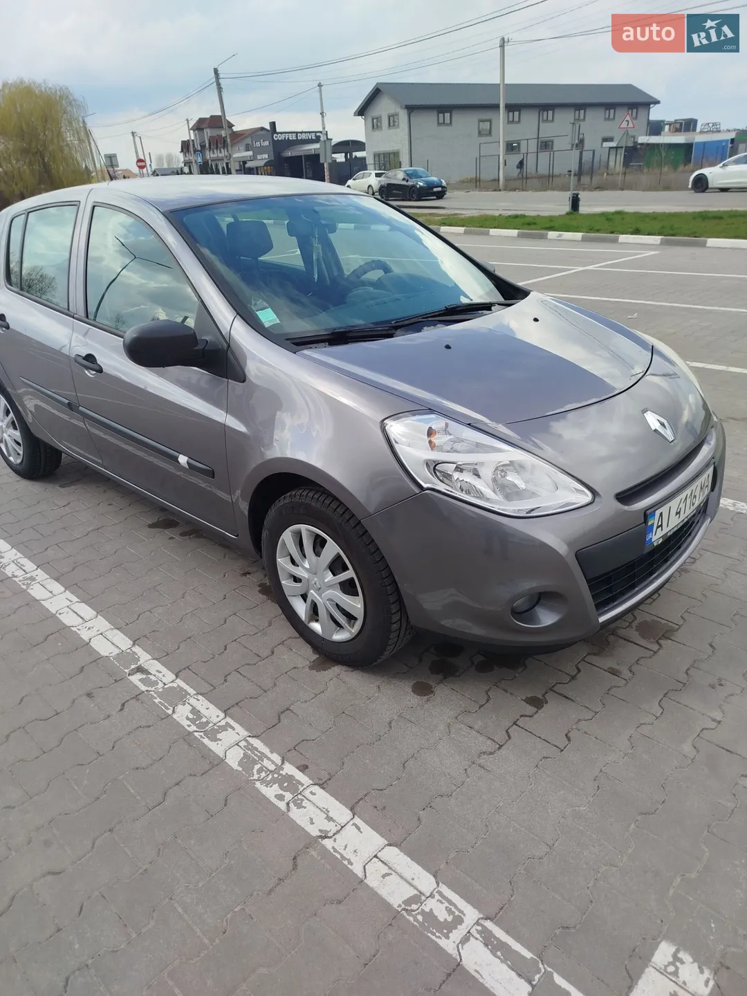 2010 Renault Clio - мініатюра 10