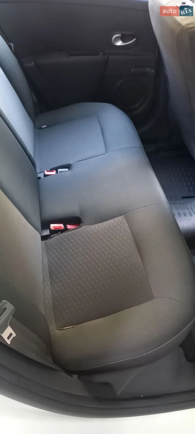 2010 Renault Clio - мініатюра 8