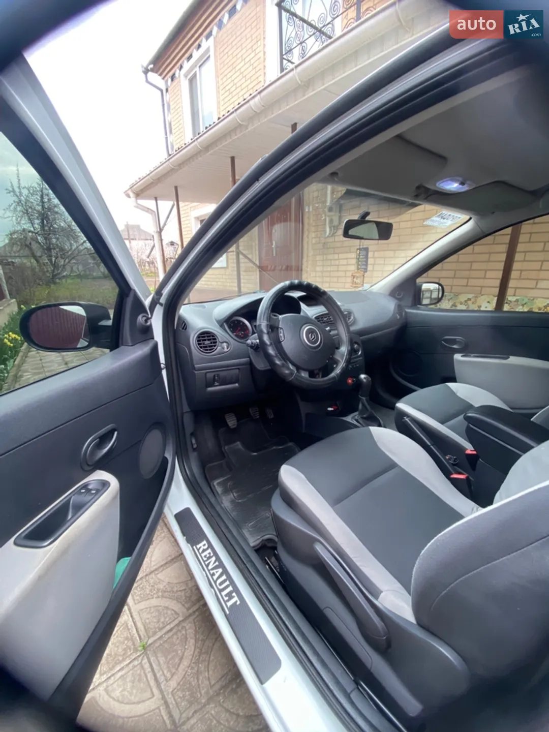 2011 Renault Clio - мініатюра 12