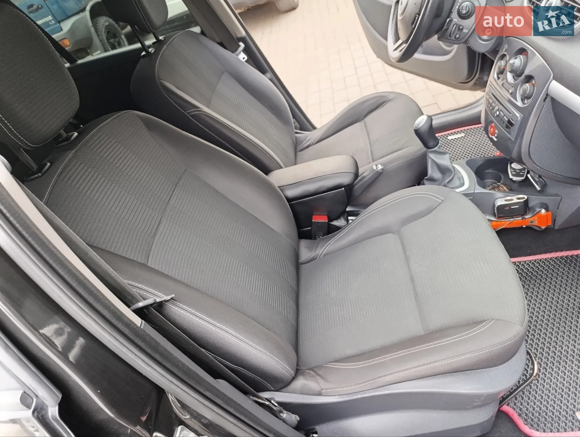 2011 Renault Clio - мініатюра 23