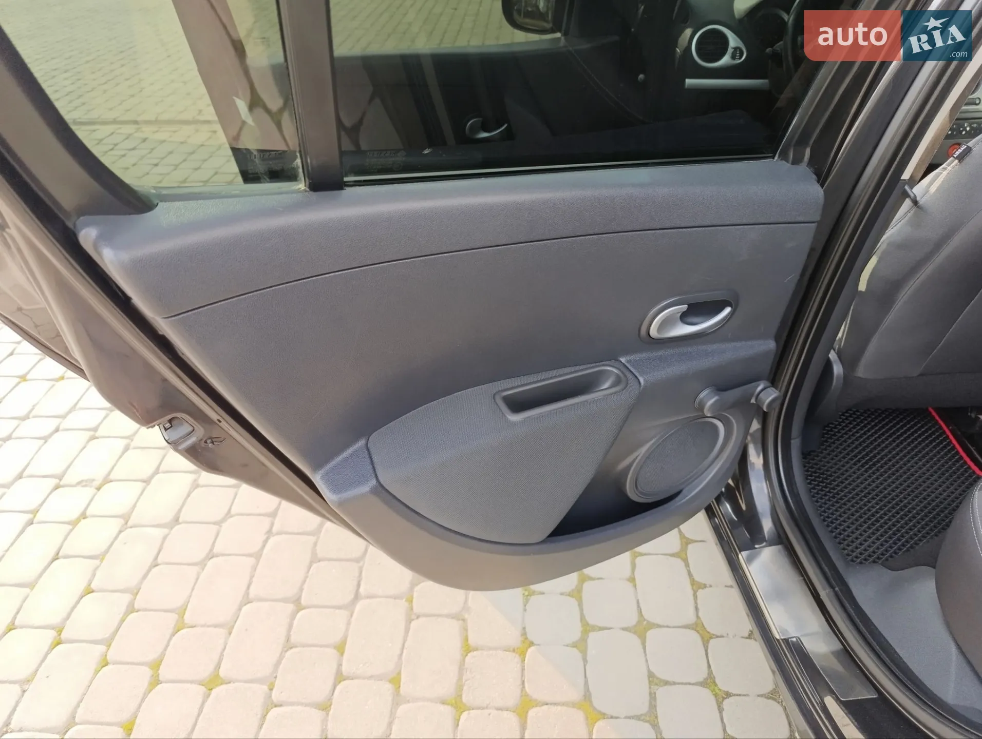 2011 Renault Clio - мініатюра 33
