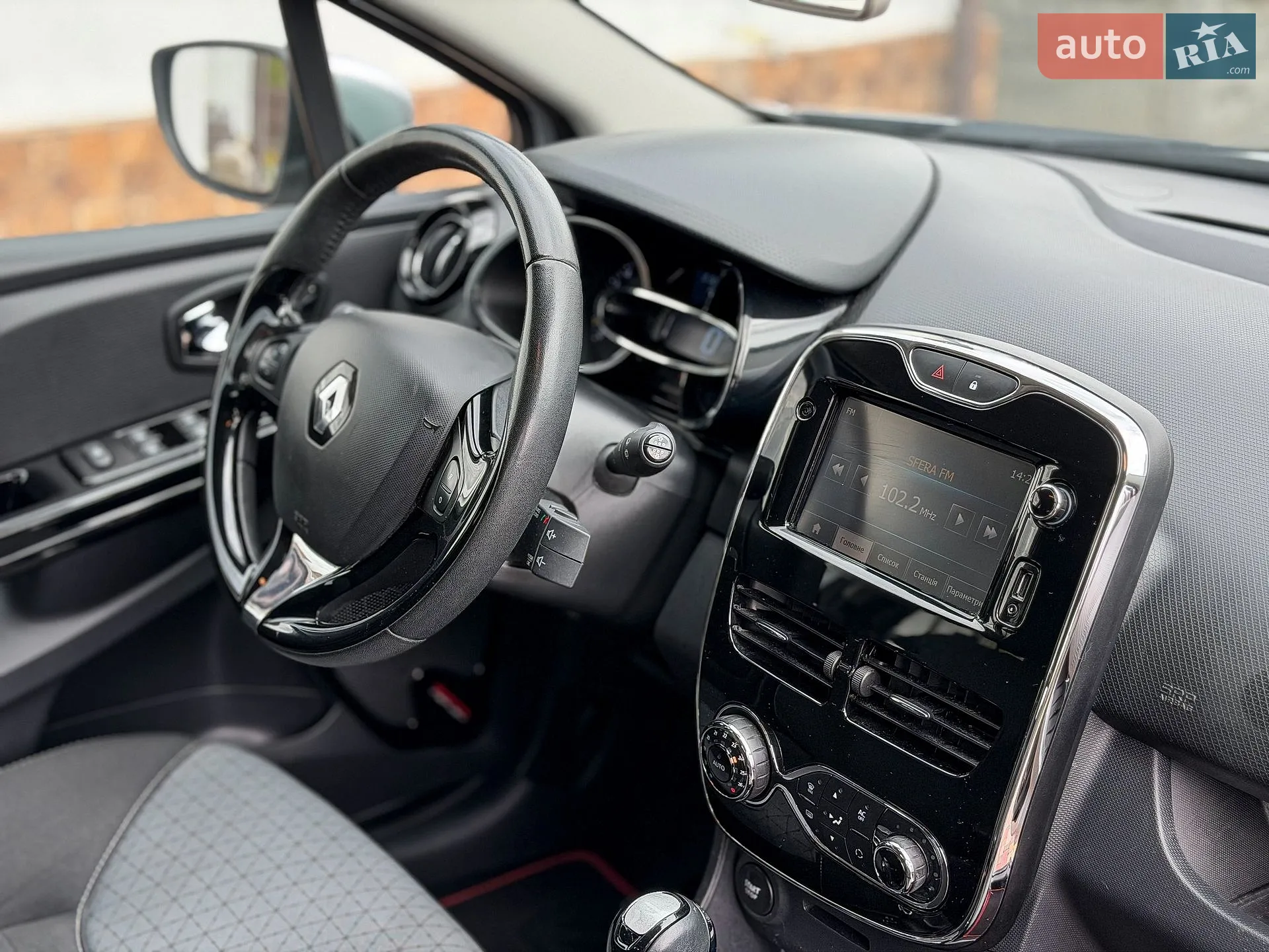 2013 Renault Clio - мініатюра 25