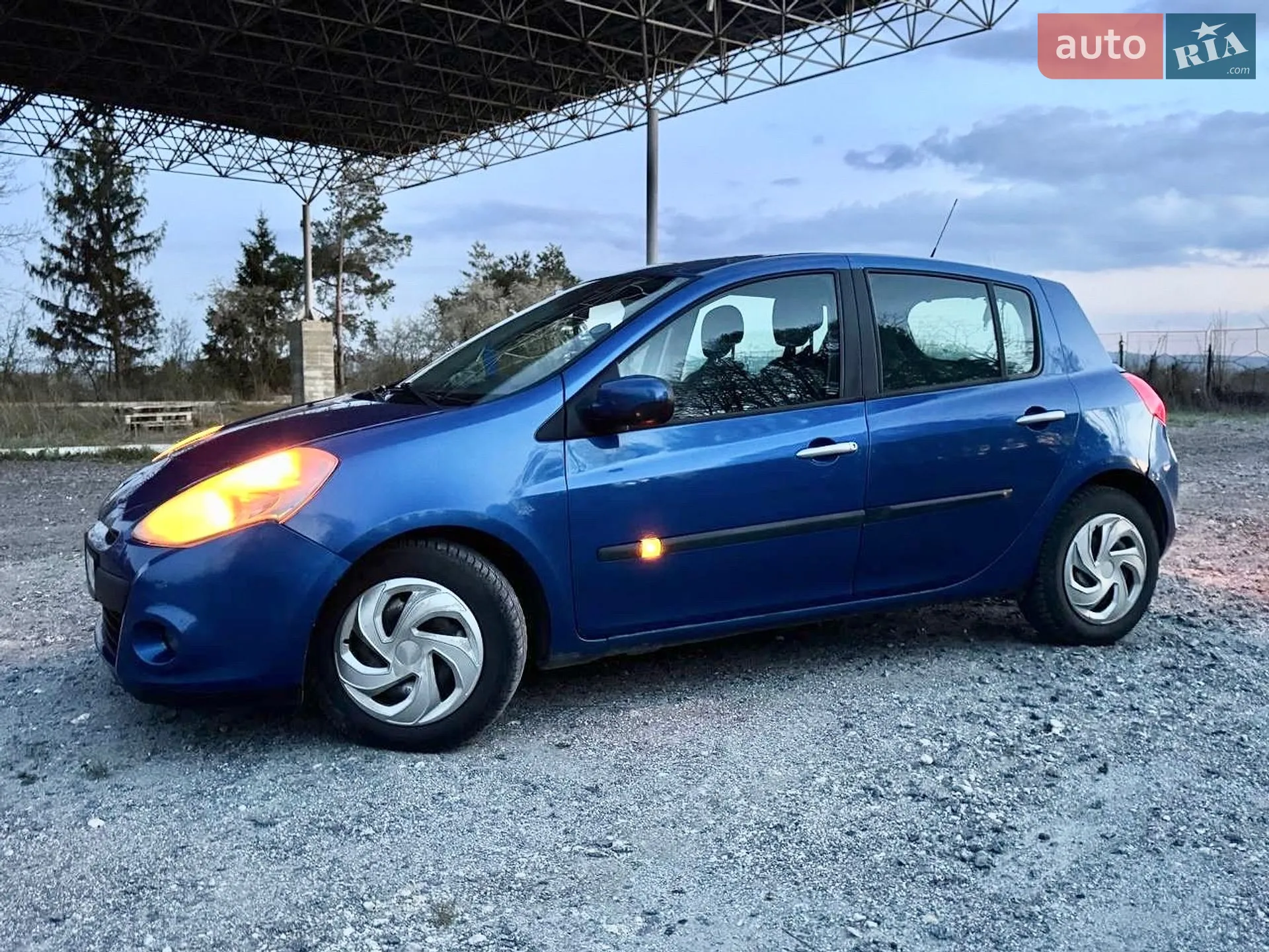 2010 Renault Clio - мініатюра 4