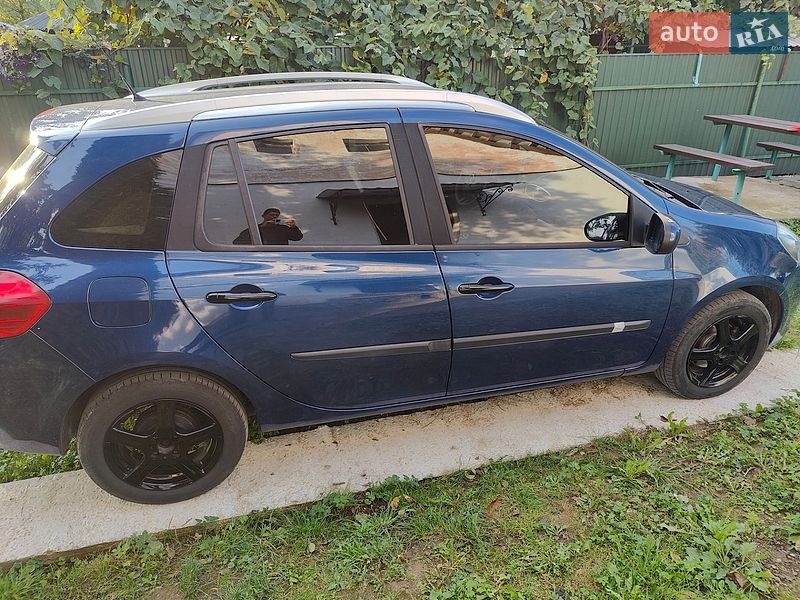 Универсал Renault Clio 2008 в Бориславе