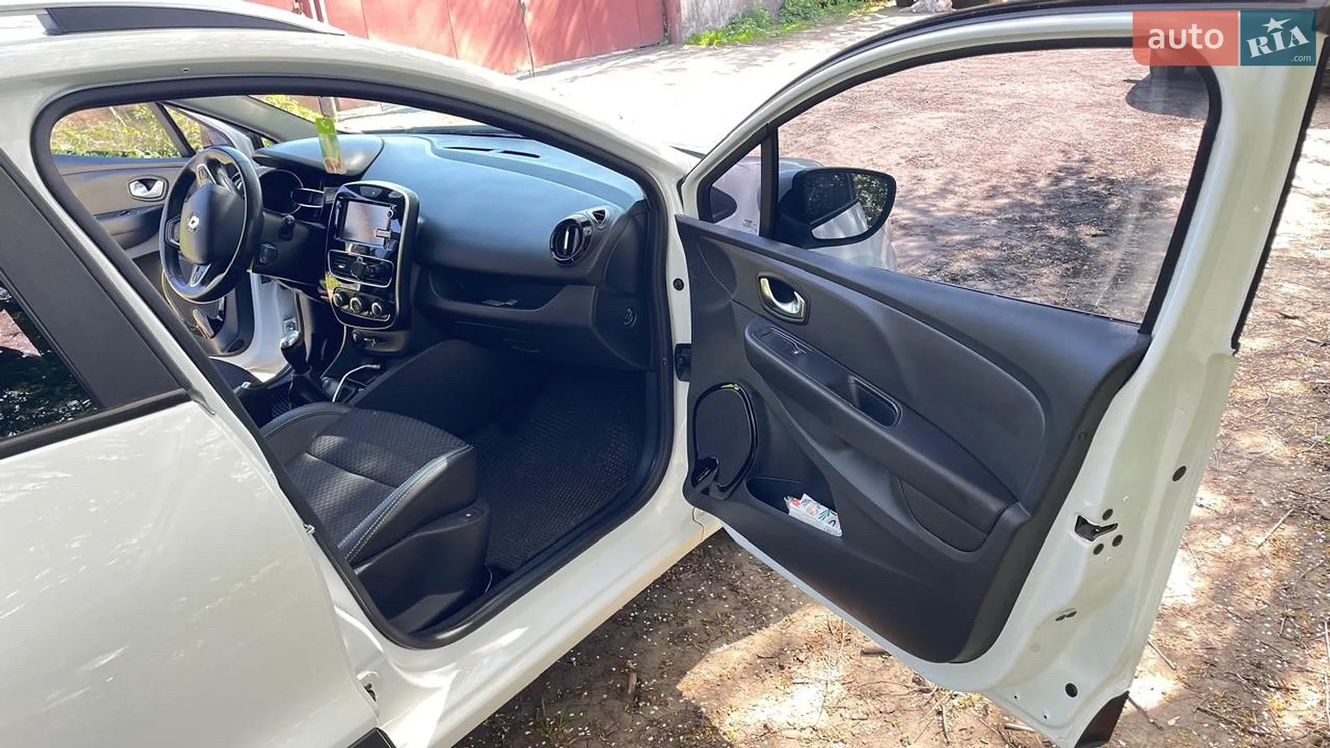 2016 Renault Clio - мініатюра 8