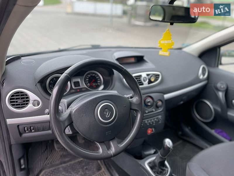 Универсал Renault Clio 2008 в Полтаве