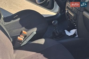 Хэтчбек Renault Clio 2005 в Ужгороде