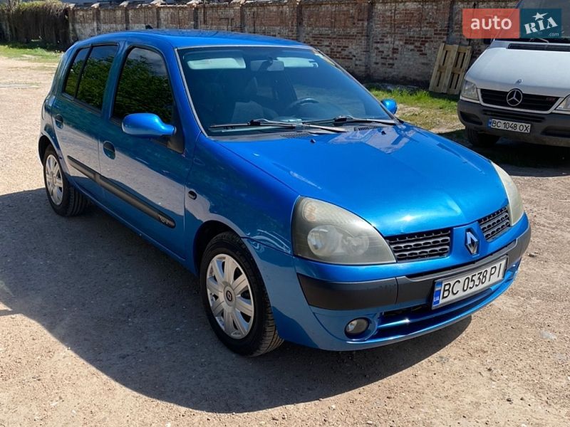 Хэтчбек Renault Clio 2003 в Львове