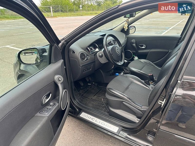 Универсал Renault Clio 2009 в Запорожье
