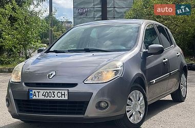 Хетчбек Renault Clio 2010 в Івано-Франківську