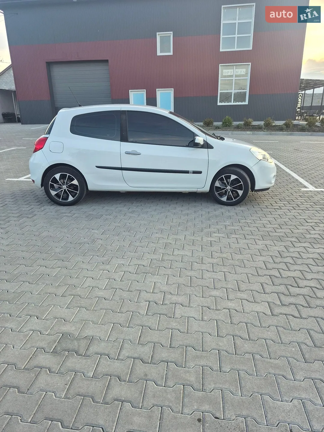 2010 Renault Clio - мініатюра 7