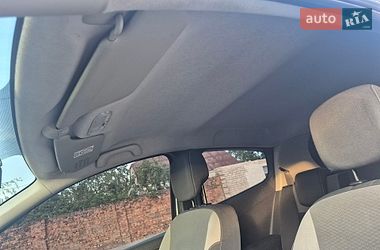 Хэтчбек Renault Clio 2010 в Дубно